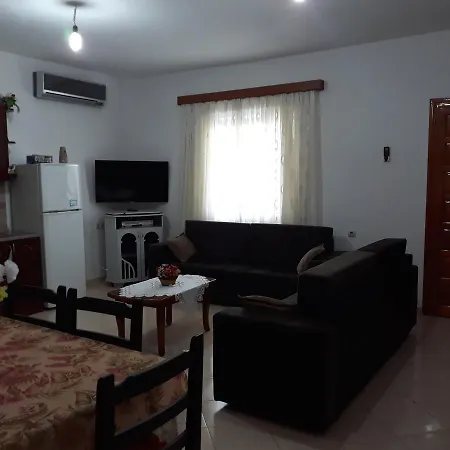 Dema Apartment Ksamil