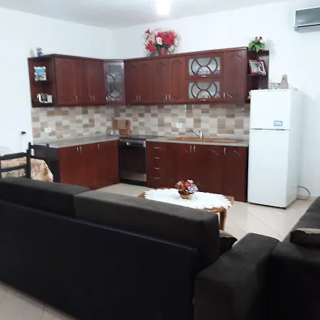 Dema Apartment Ksamil