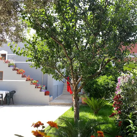 Dema Apartment Ksamil
