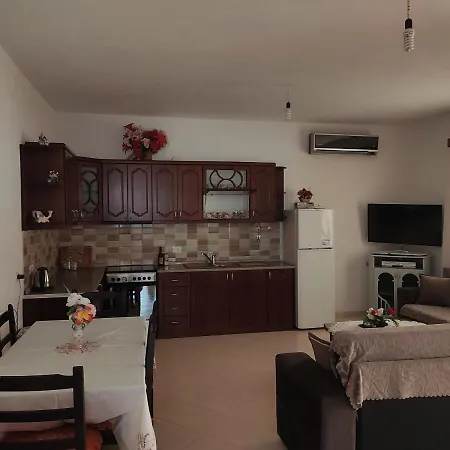 Dema Apartment Ksamil